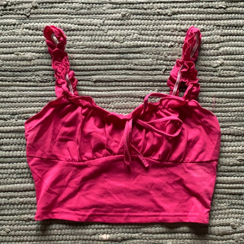 Ruffled strap, cropped tank top